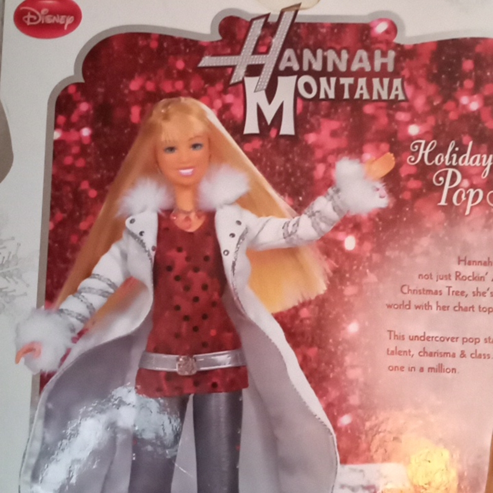 Hannah Montana 2008 Holiday Pop Star ⭐✨⭐ - Picture 10 of 12